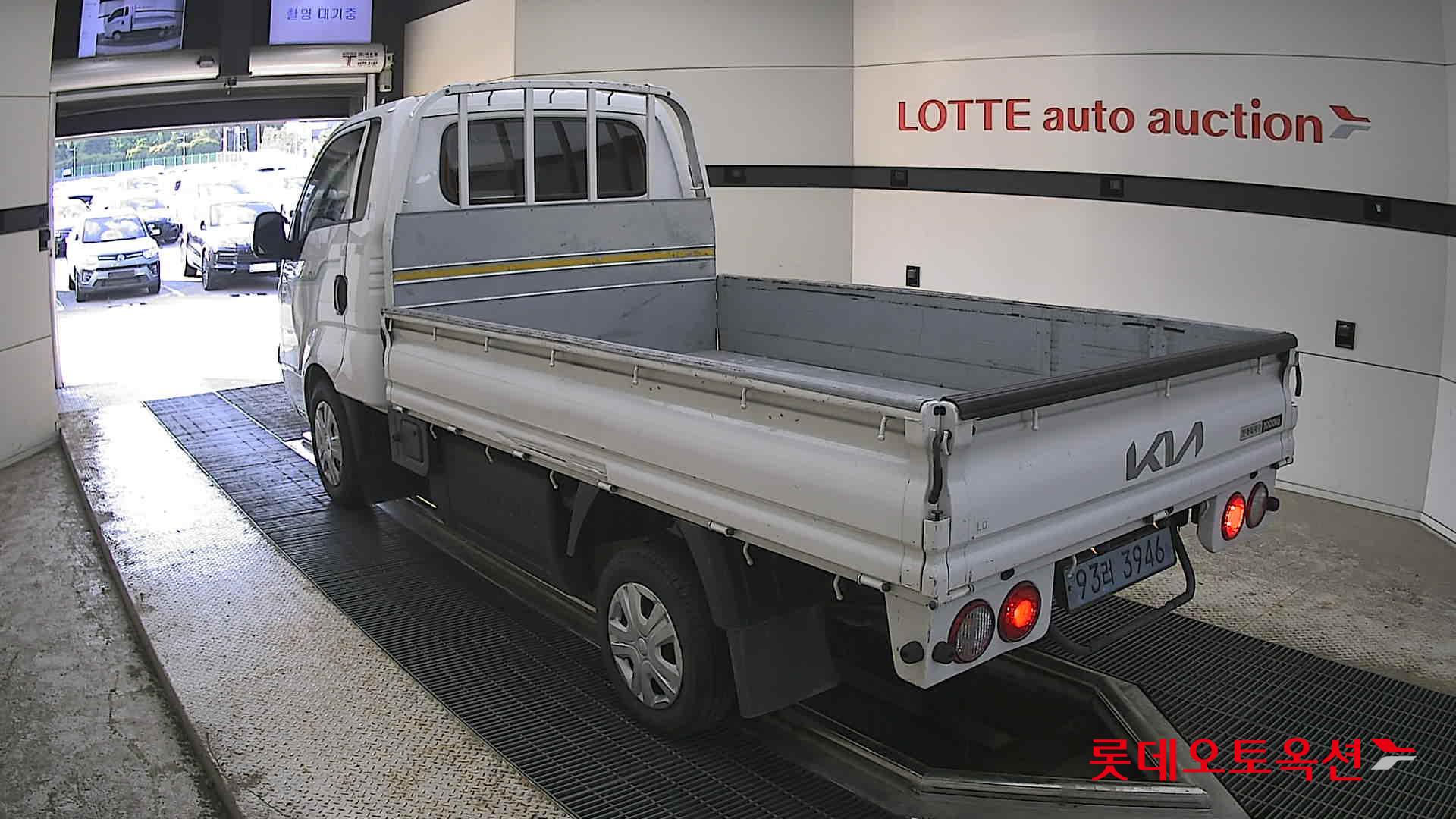 Kia Bongo - 4