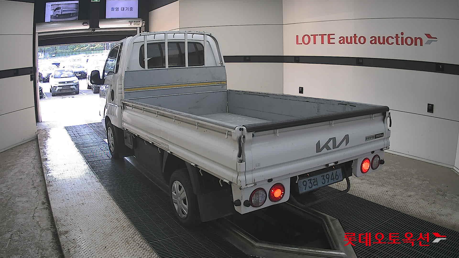 Kia Bongo - 16
