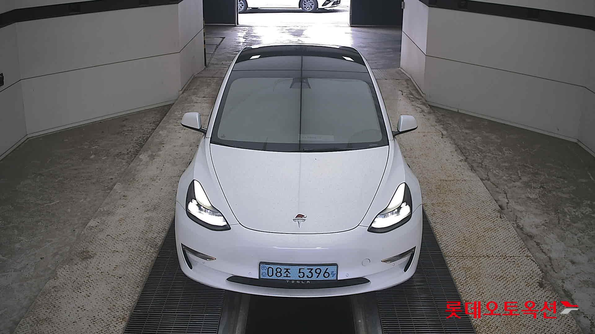 TESLA MODEL 3 (E) RANGE