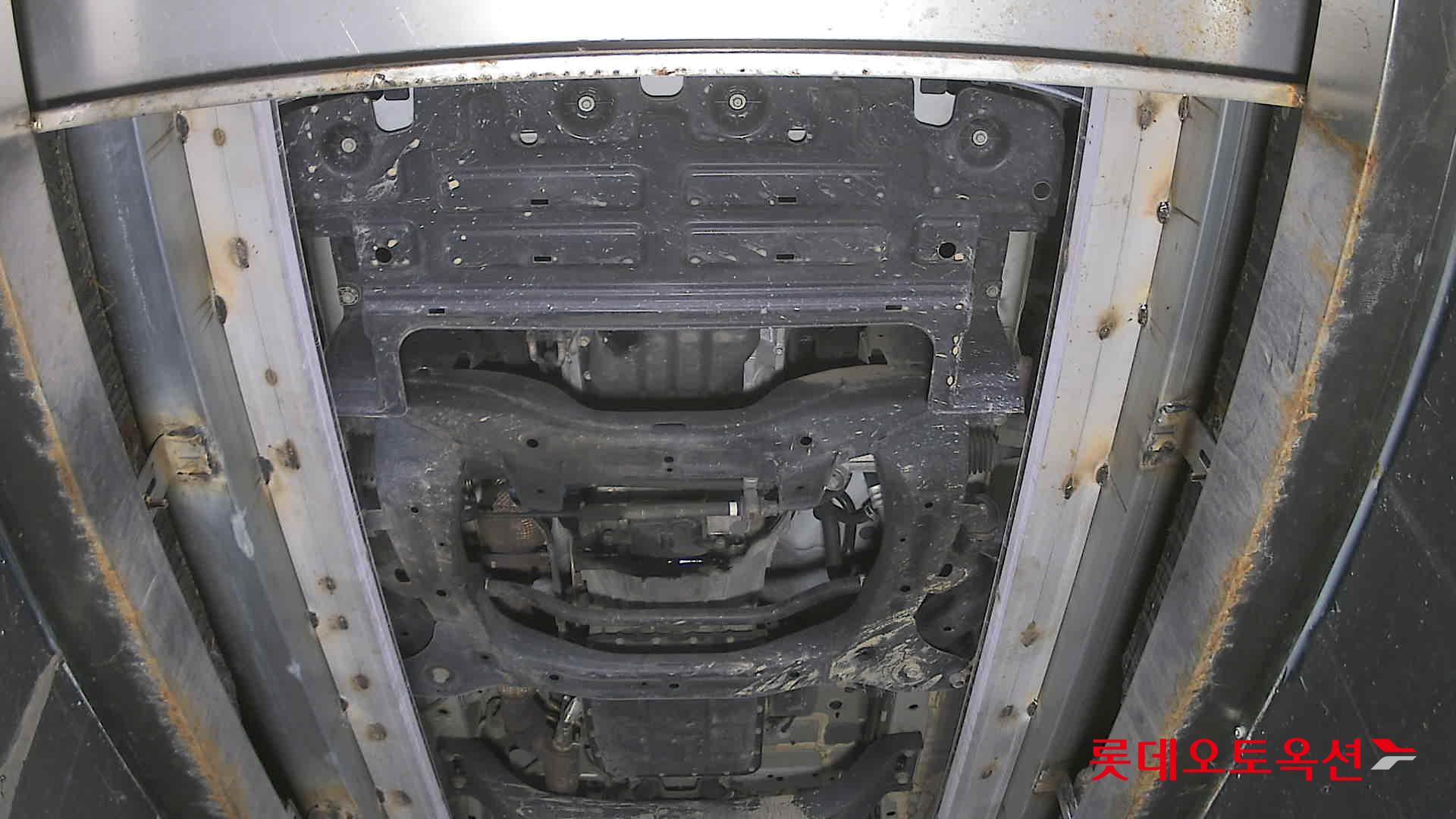 Hyundai Grand Starex 2021 - Image 8