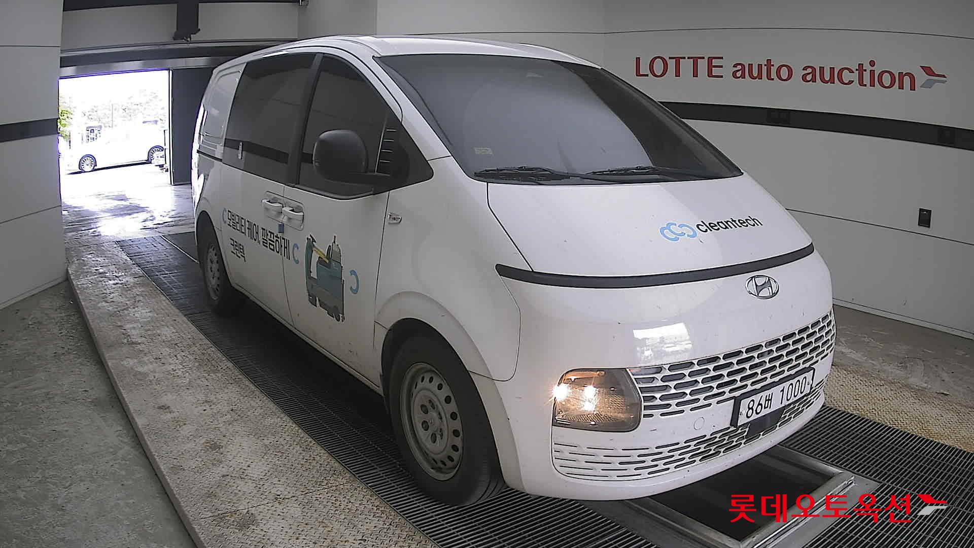 Hyundai Staria 2022 - Image 6