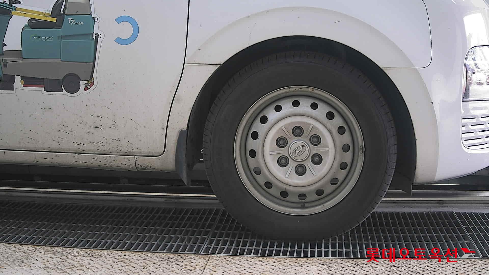 Hyundai Staria 2022 - Image 27