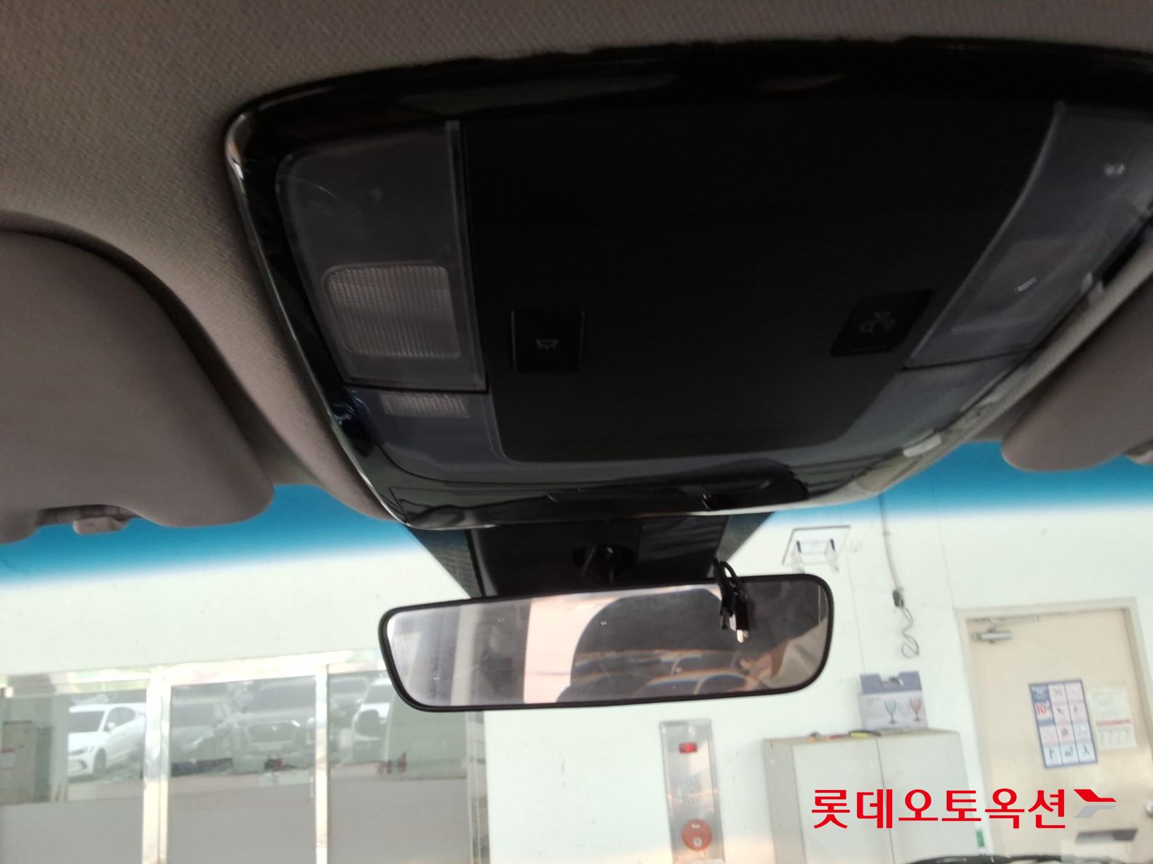 Hyundai Staria 2022 - Image 31