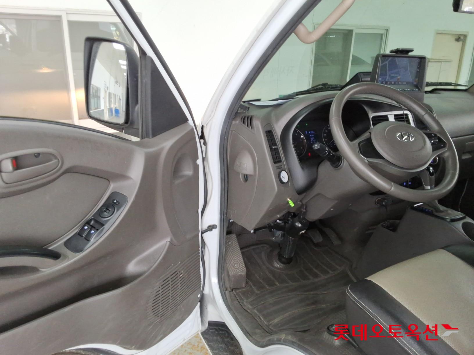 Hyundai Porter 2023 - Image 36