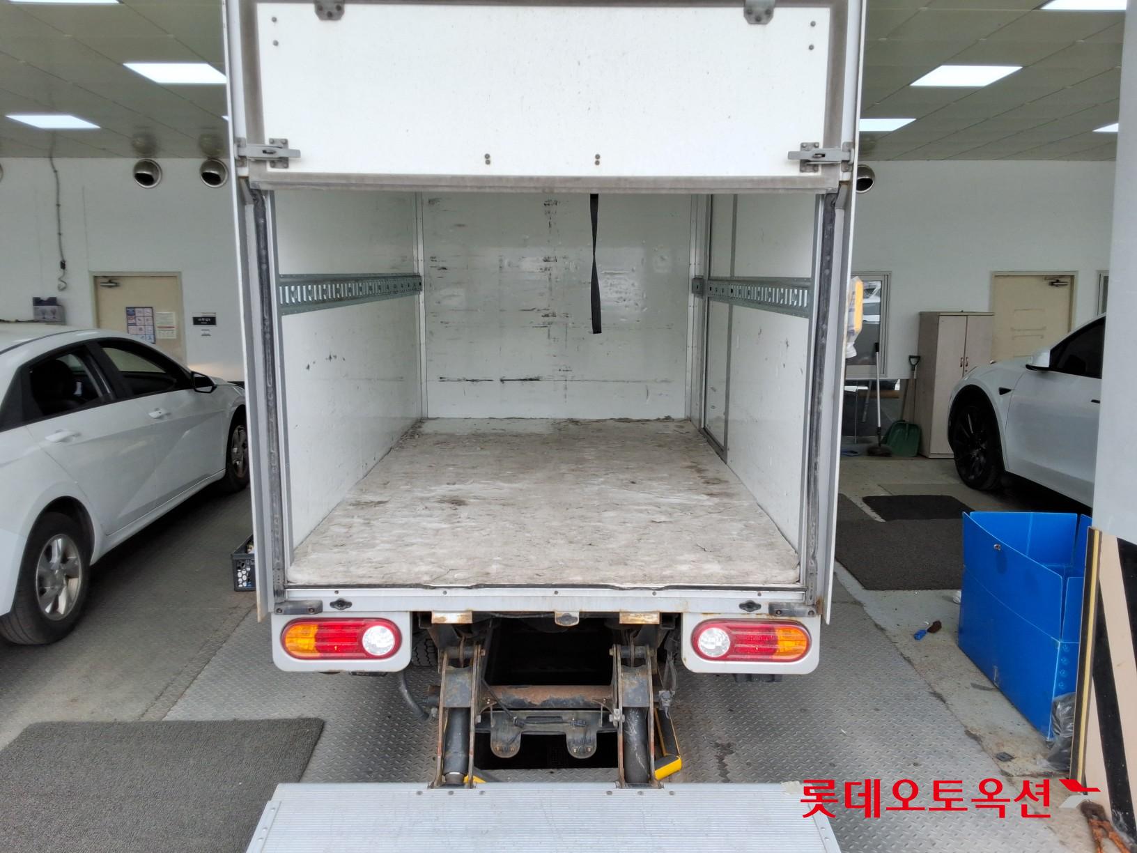 Hyundai Porter 2023 - Image 9