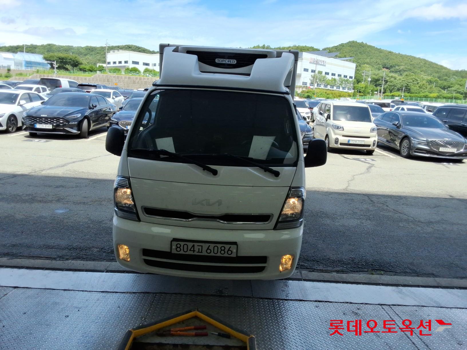 2023 - kia bongo