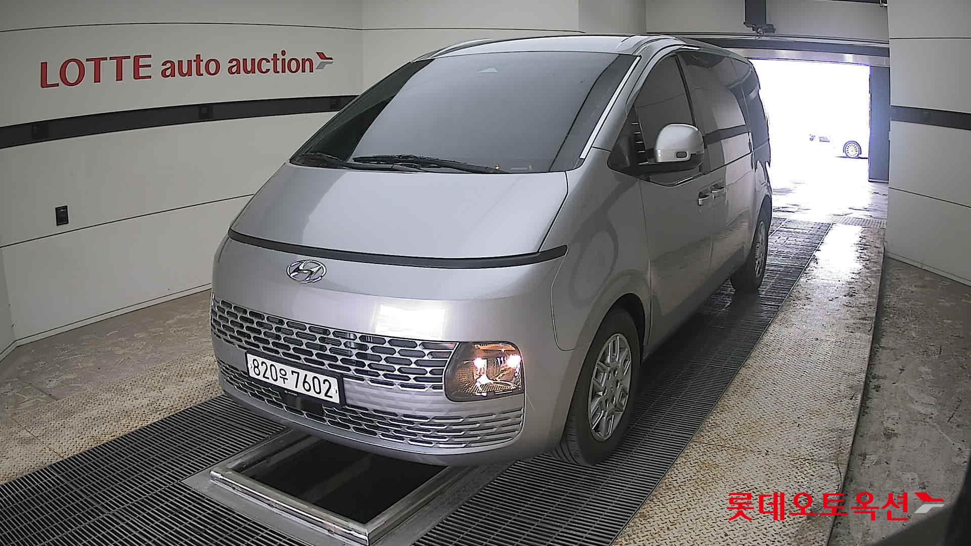 Hyundai Staria 2022 - Image 10