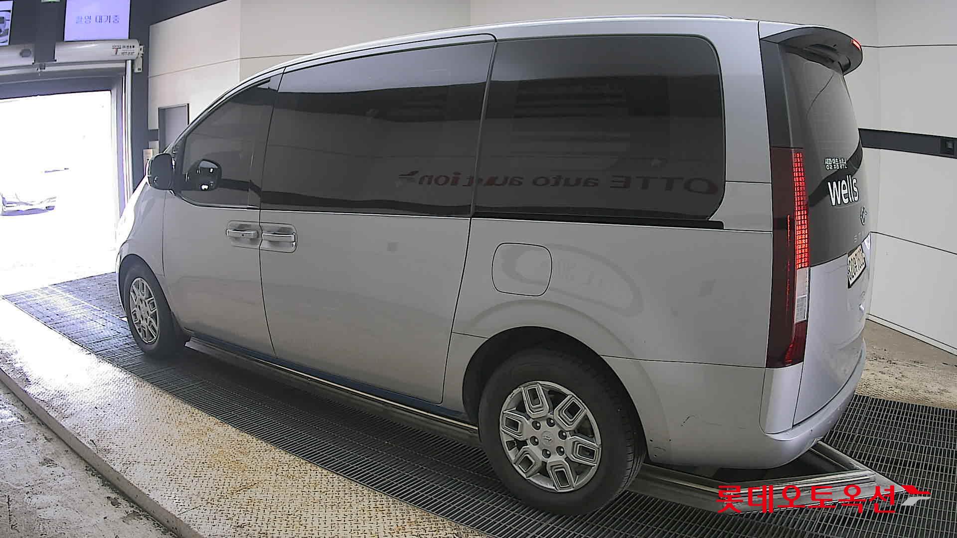 Hyundai Staria 2022 - Image 15