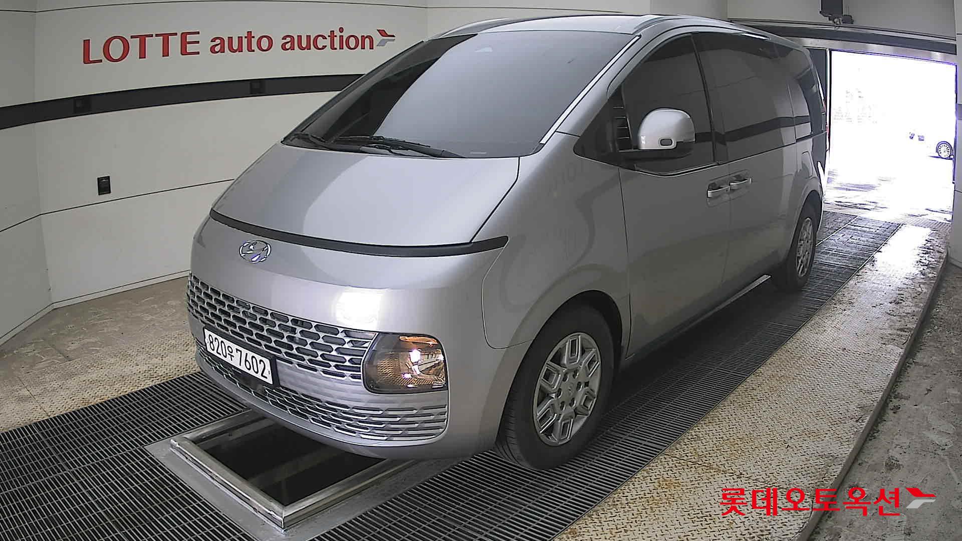 Hyundai Staria 2022 - Image 3