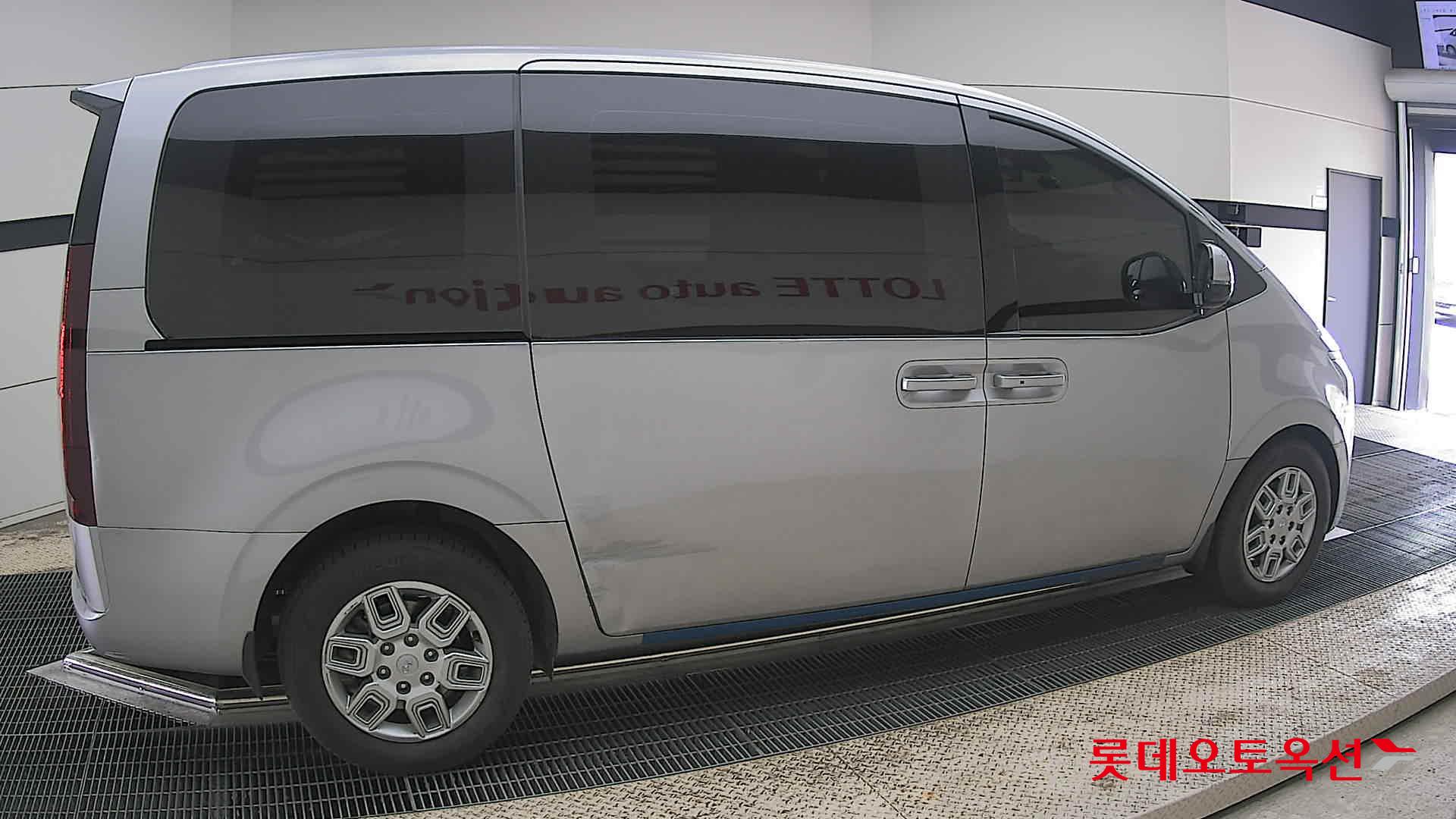 Hyundai Staria 2022 - Image 20