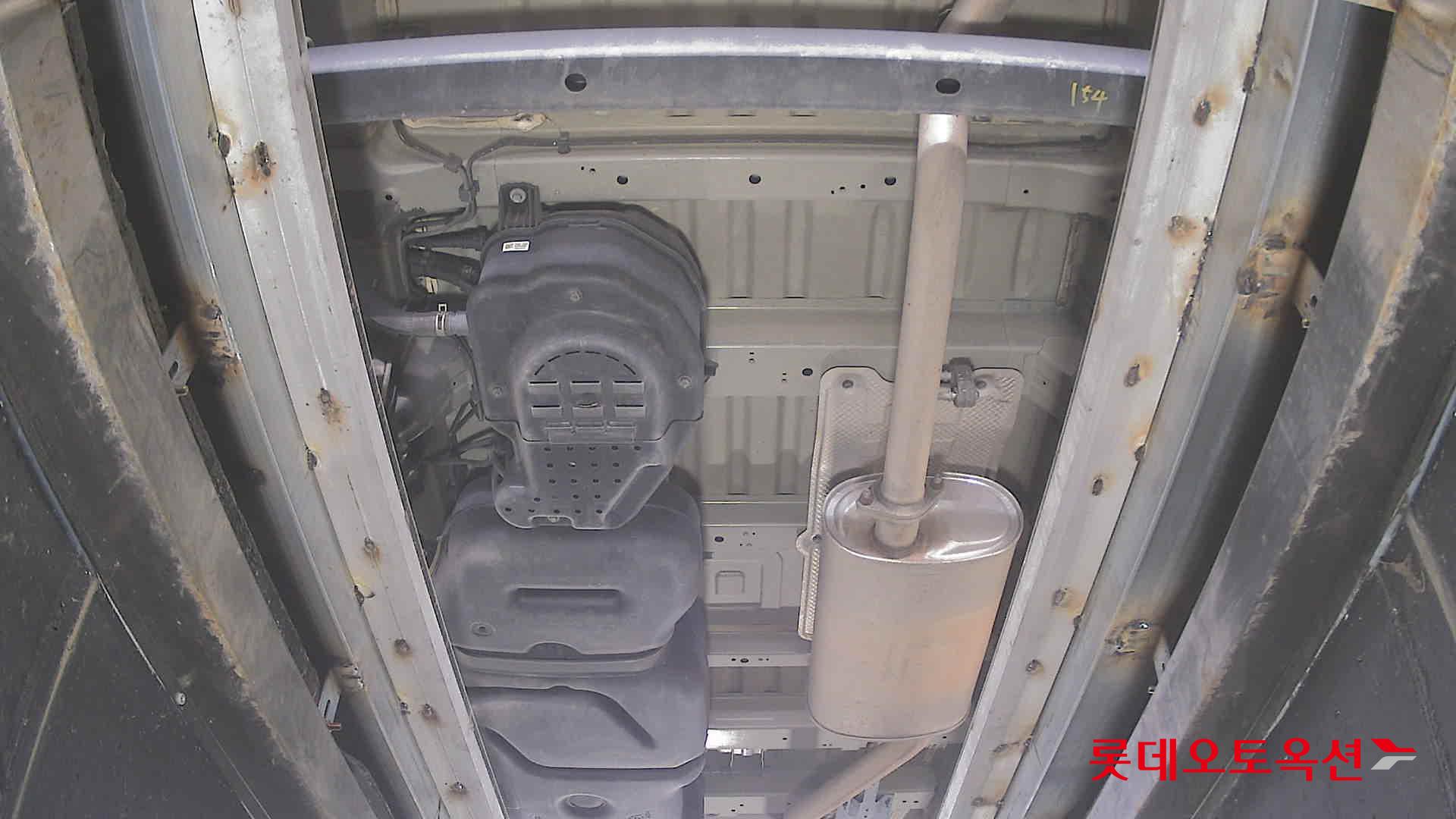 Hyundai Staria 2022 - Image 2