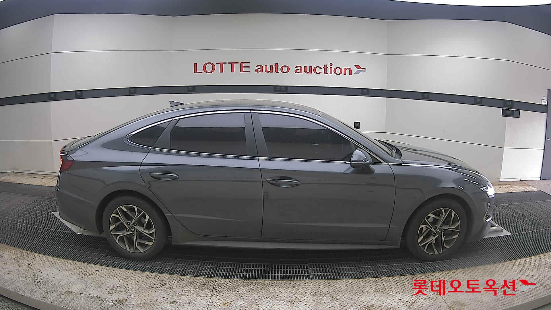 هيونداي سوناتا 2021 - صورة 21