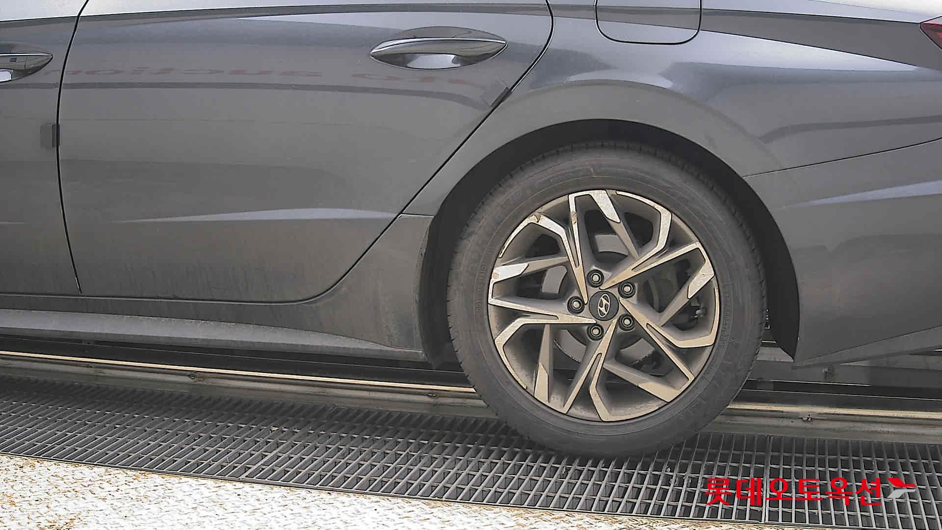 هيونداي سوناتا 2021 - صورة 26