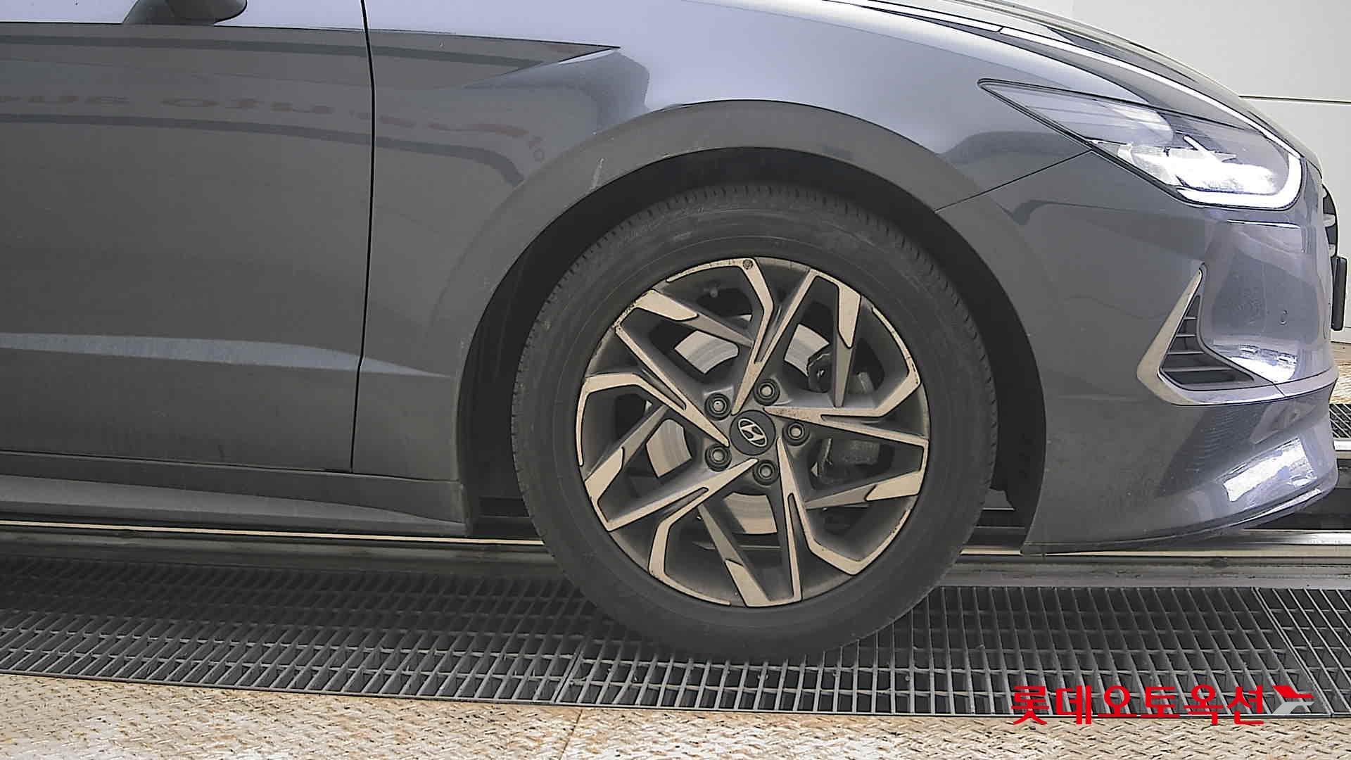 هيونداي سوناتا 2021 - صورة 27