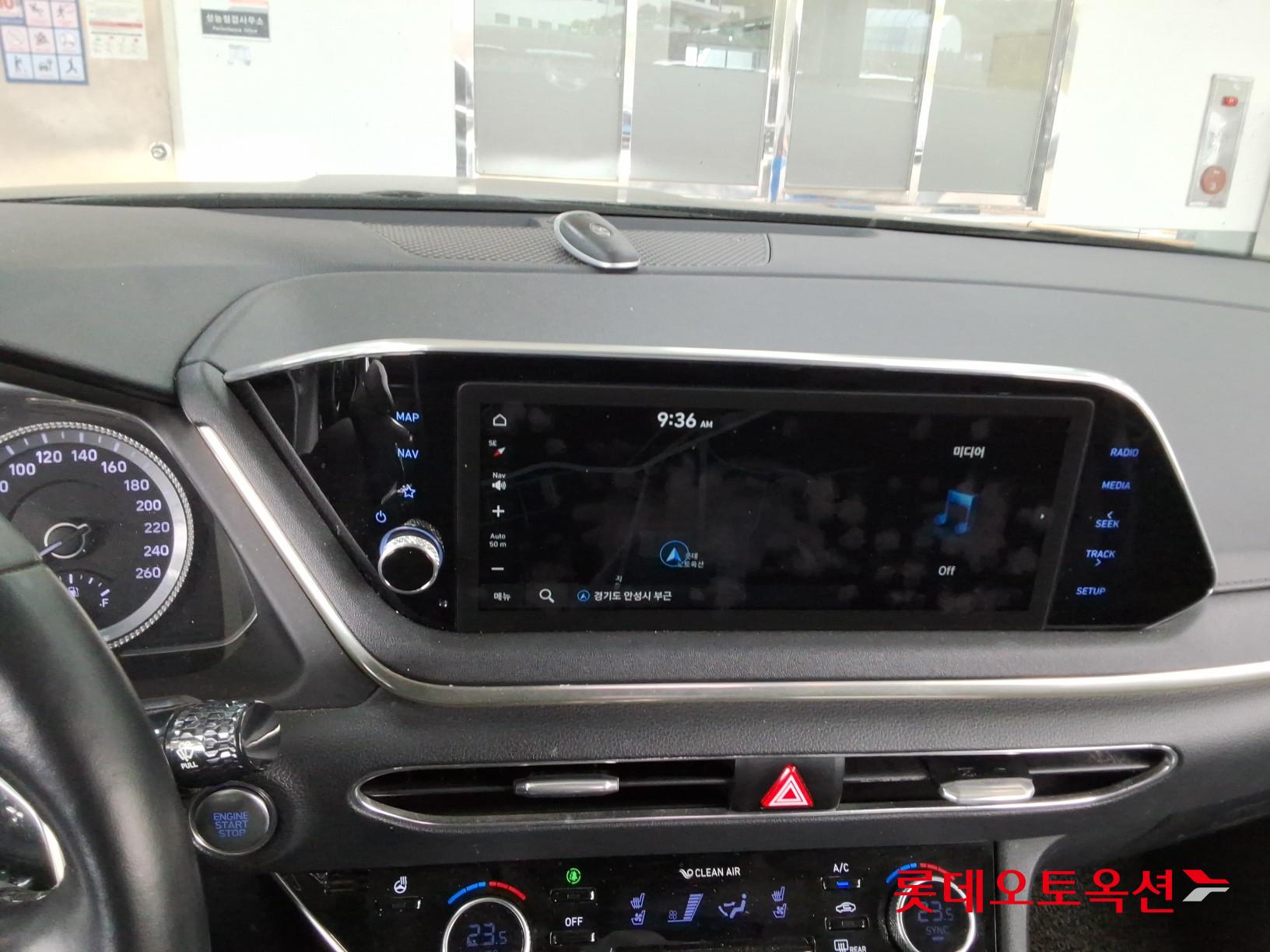 هيونداي سوناتا 2021 - صورة 31