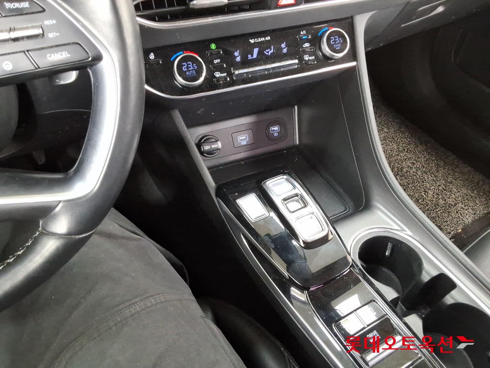 هيونداي سوناتا 2021 - صورة 33