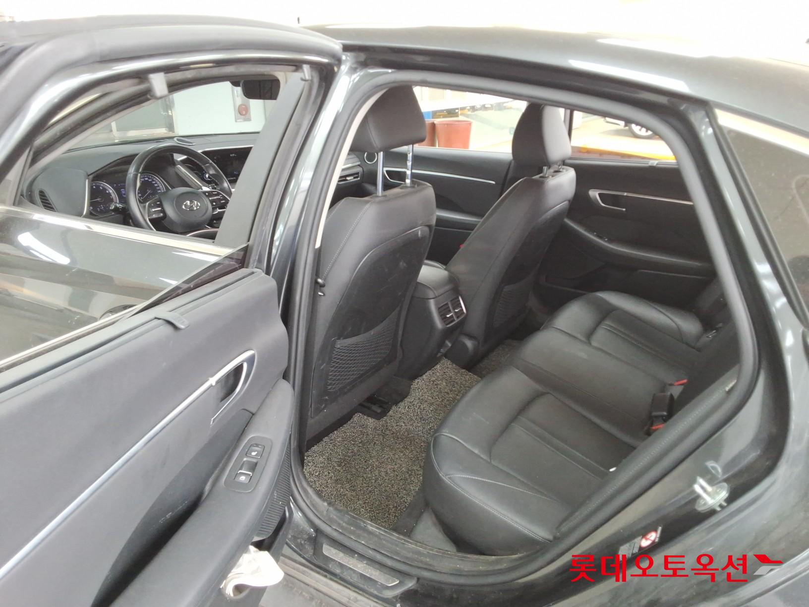 هيونداي سوناتا 2021 - صورة 37