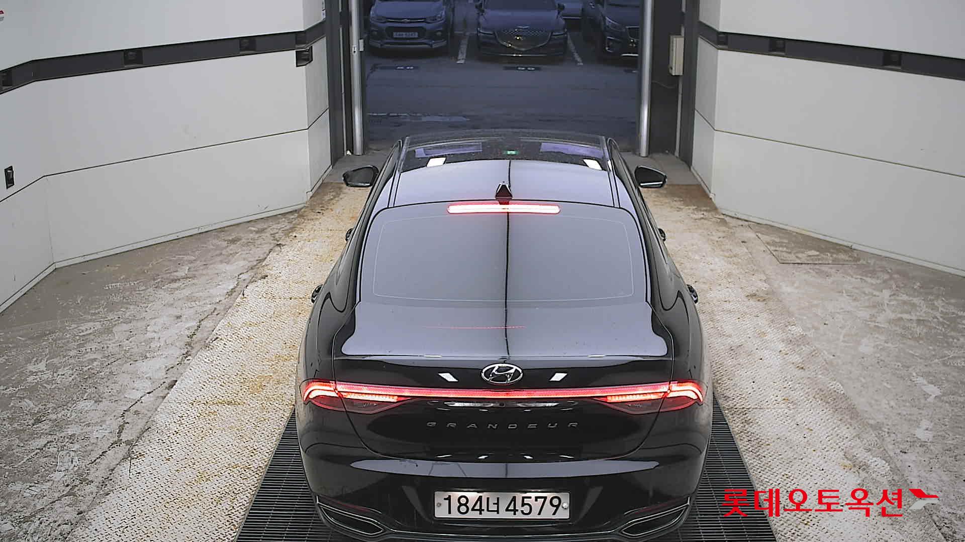 2022 - hyundai grandeur