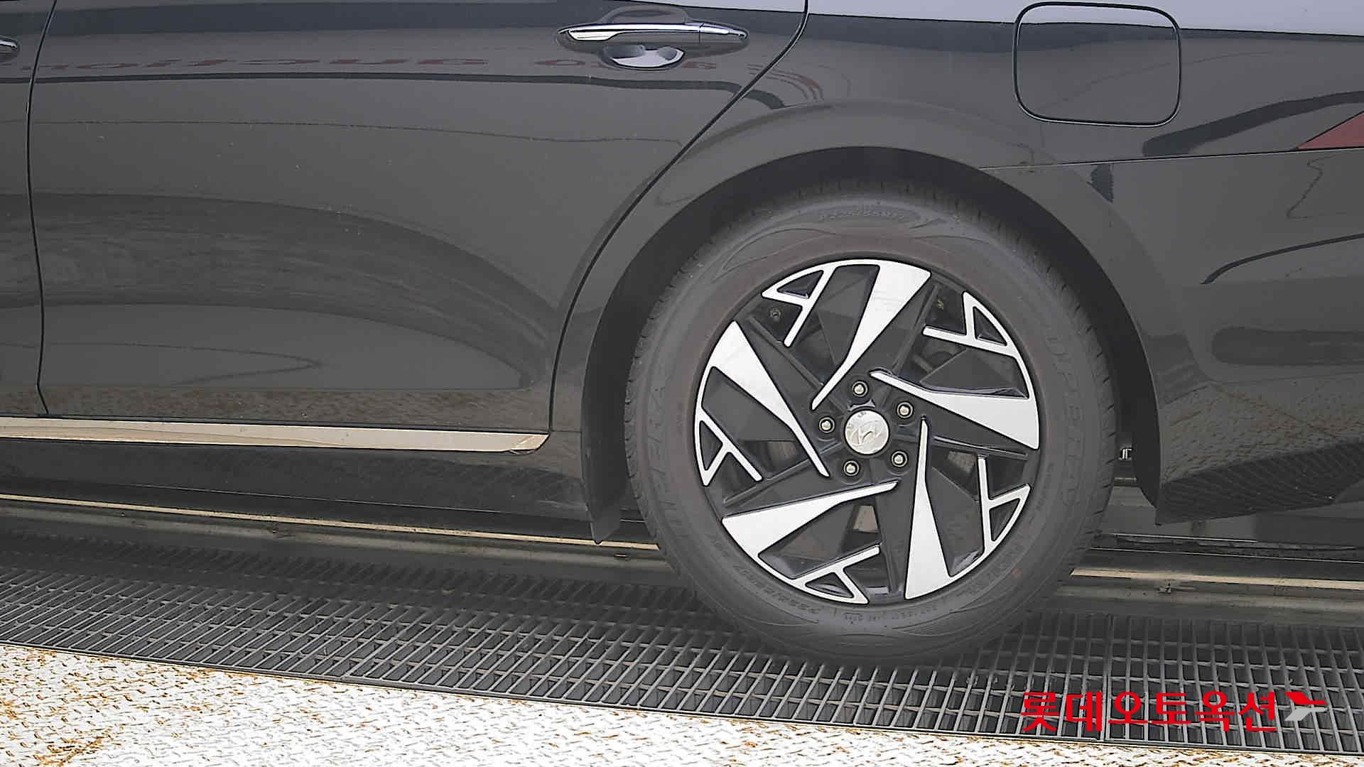 2022 - hyundai grandeur