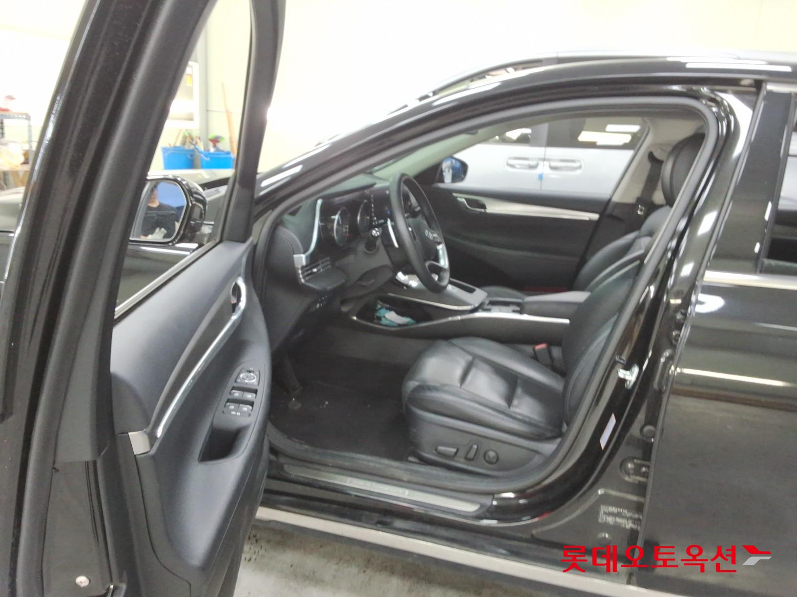 2022 - hyundai grandeur