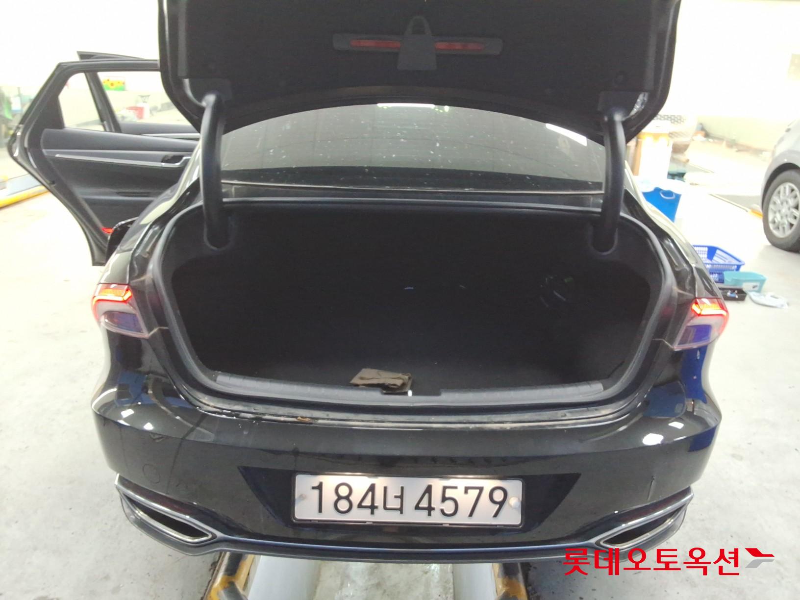 2022 - hyundai grandeur