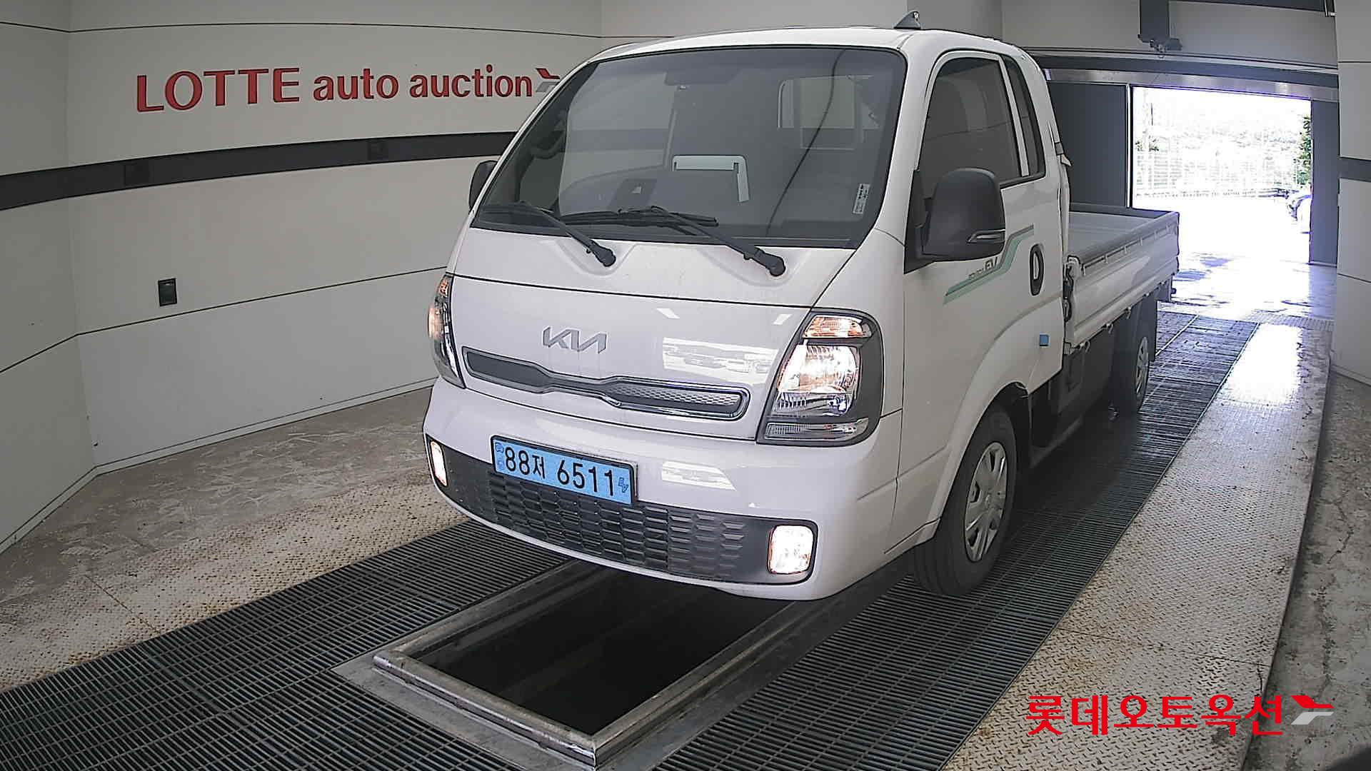 2023 - kia bongo