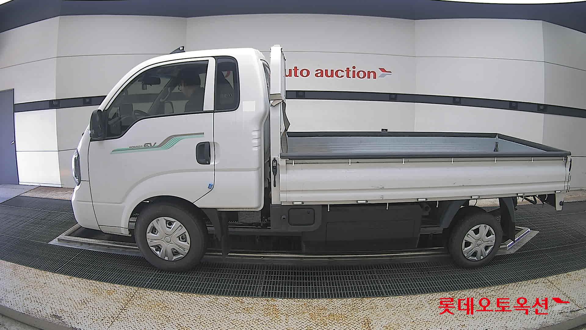 2023 - kia bongo