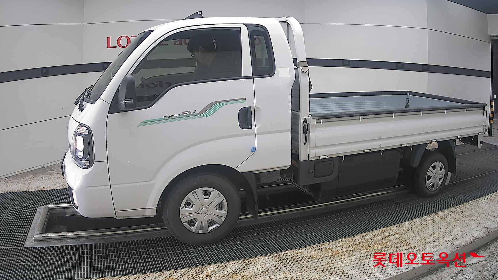 2023 - kia bongo