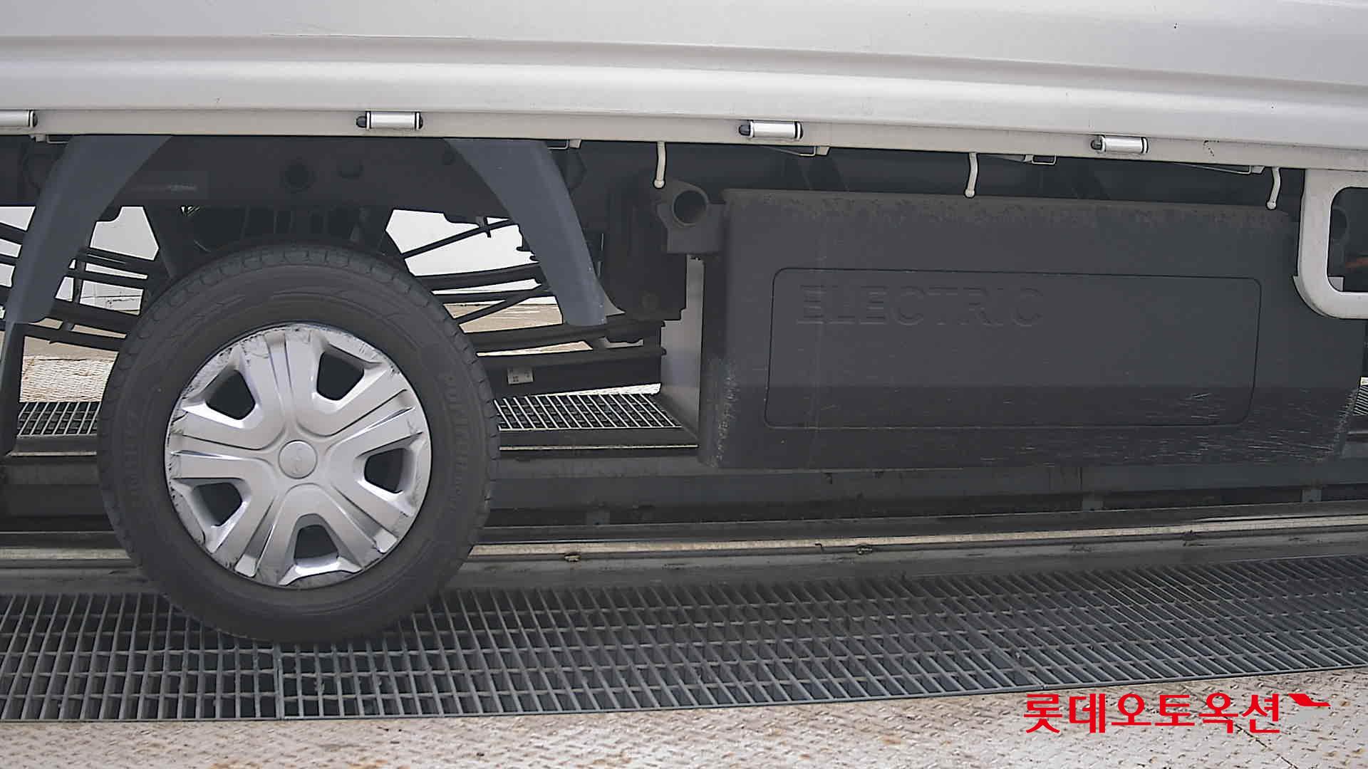 2023 - kia bongo