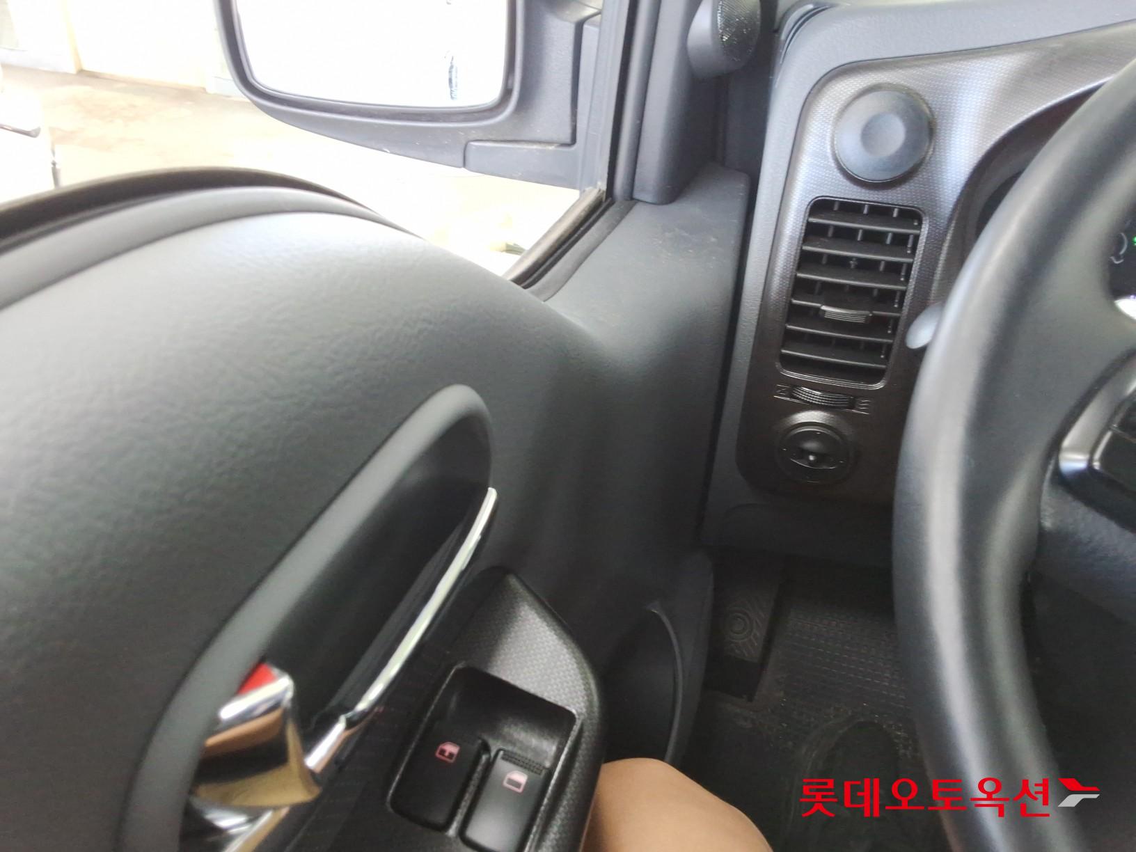2023 - kia bongo