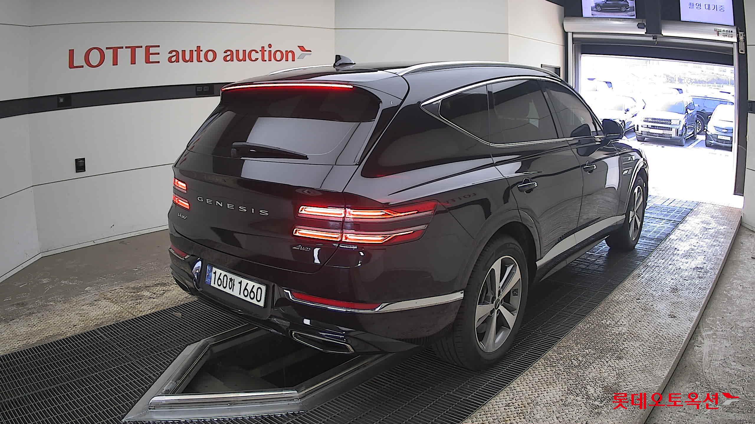 جينسس جي في 80