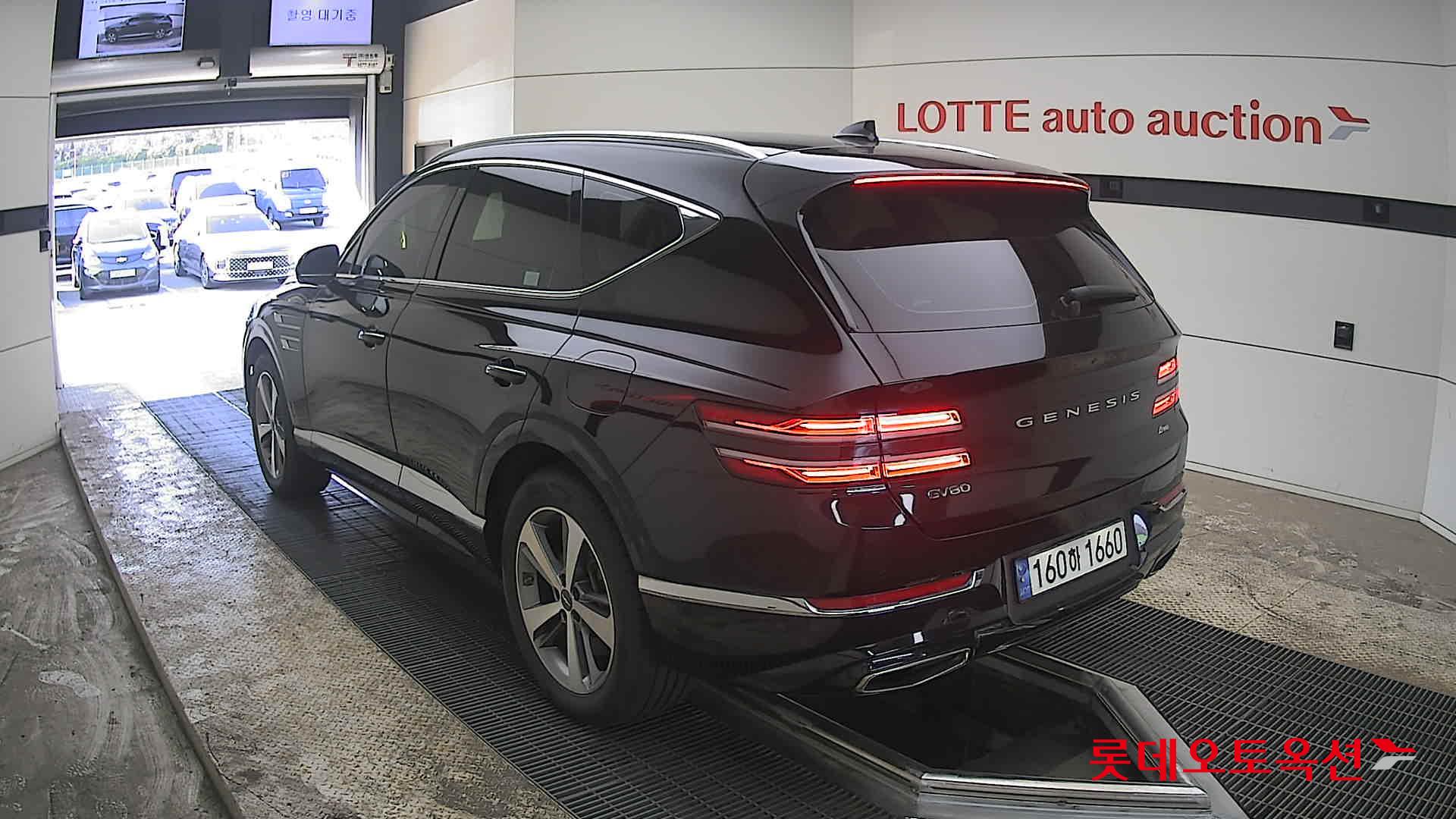 جينسس جي في 80