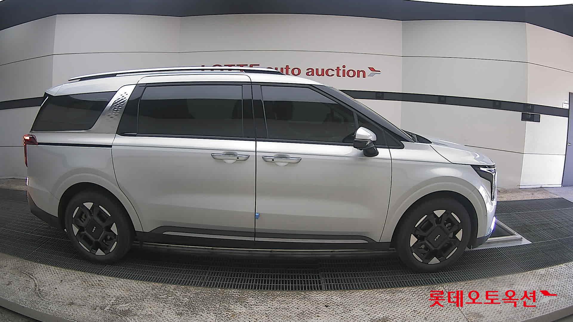 كيا كارنفال