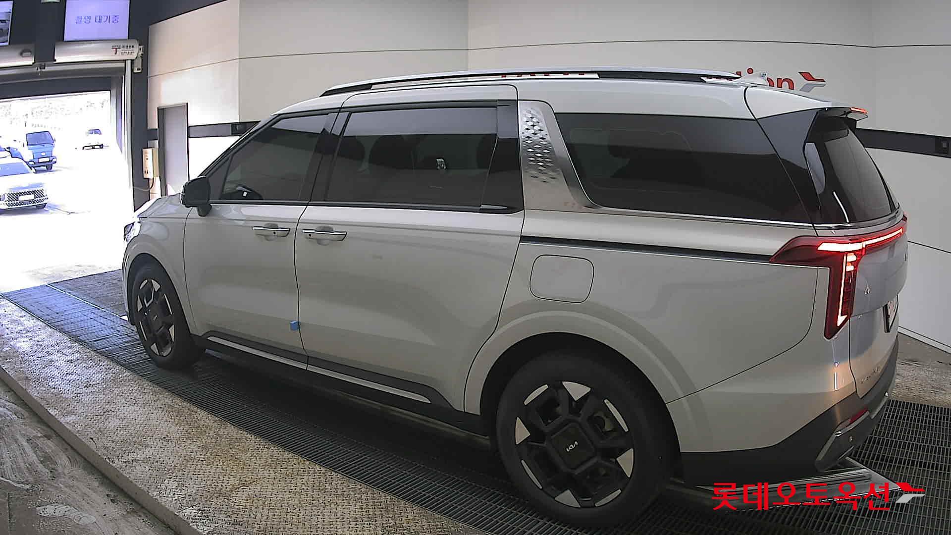 كيا كارنفال