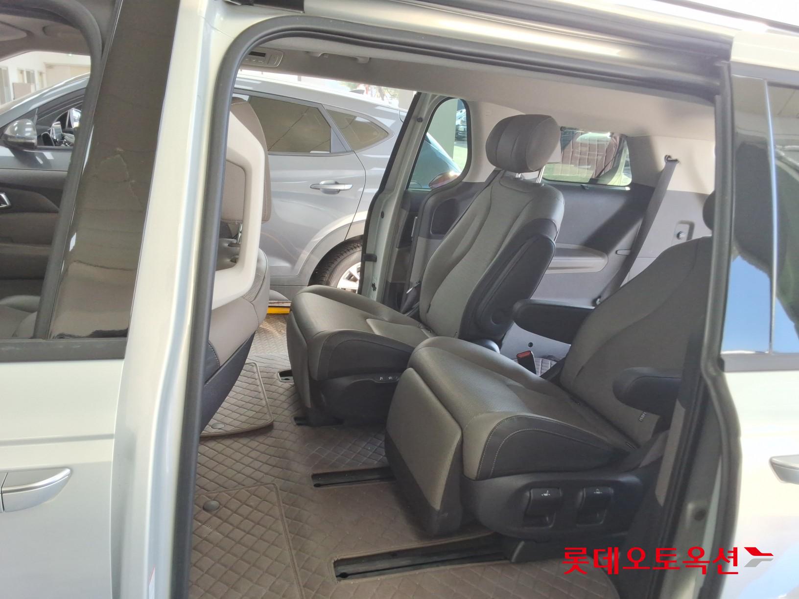 كيا كارنفال