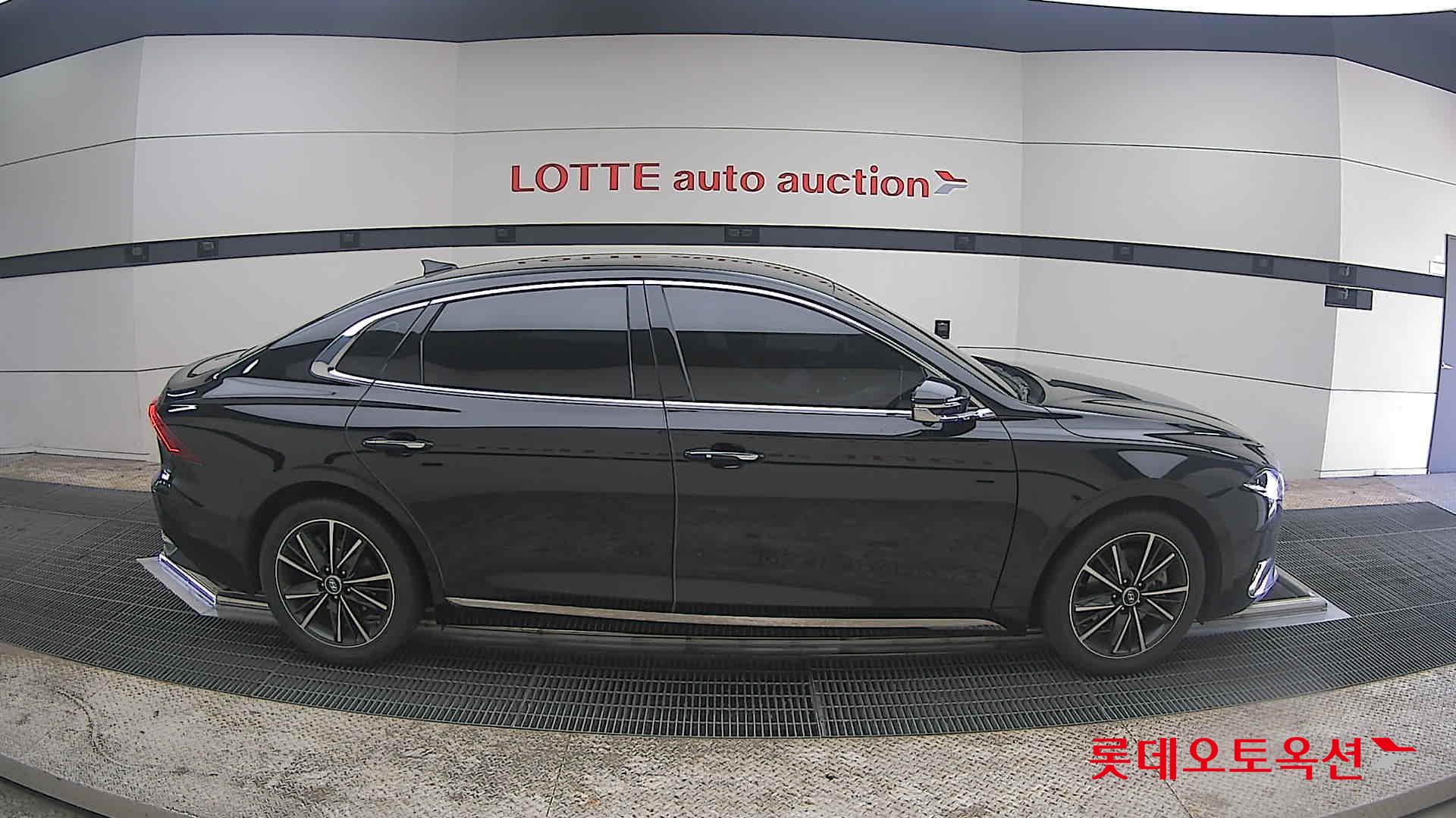 هيونداي أزيرا