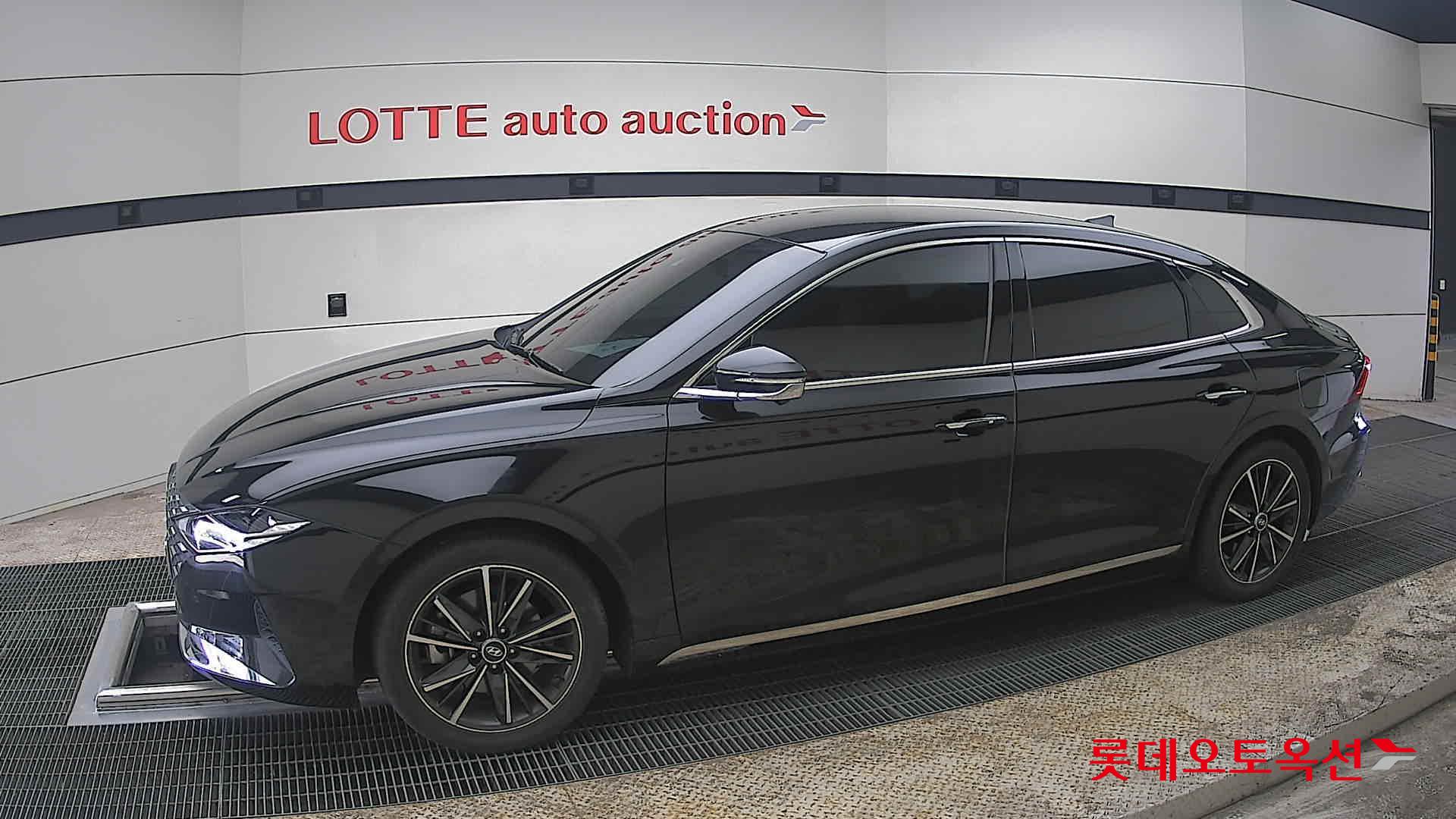 هيونداي أزيرا