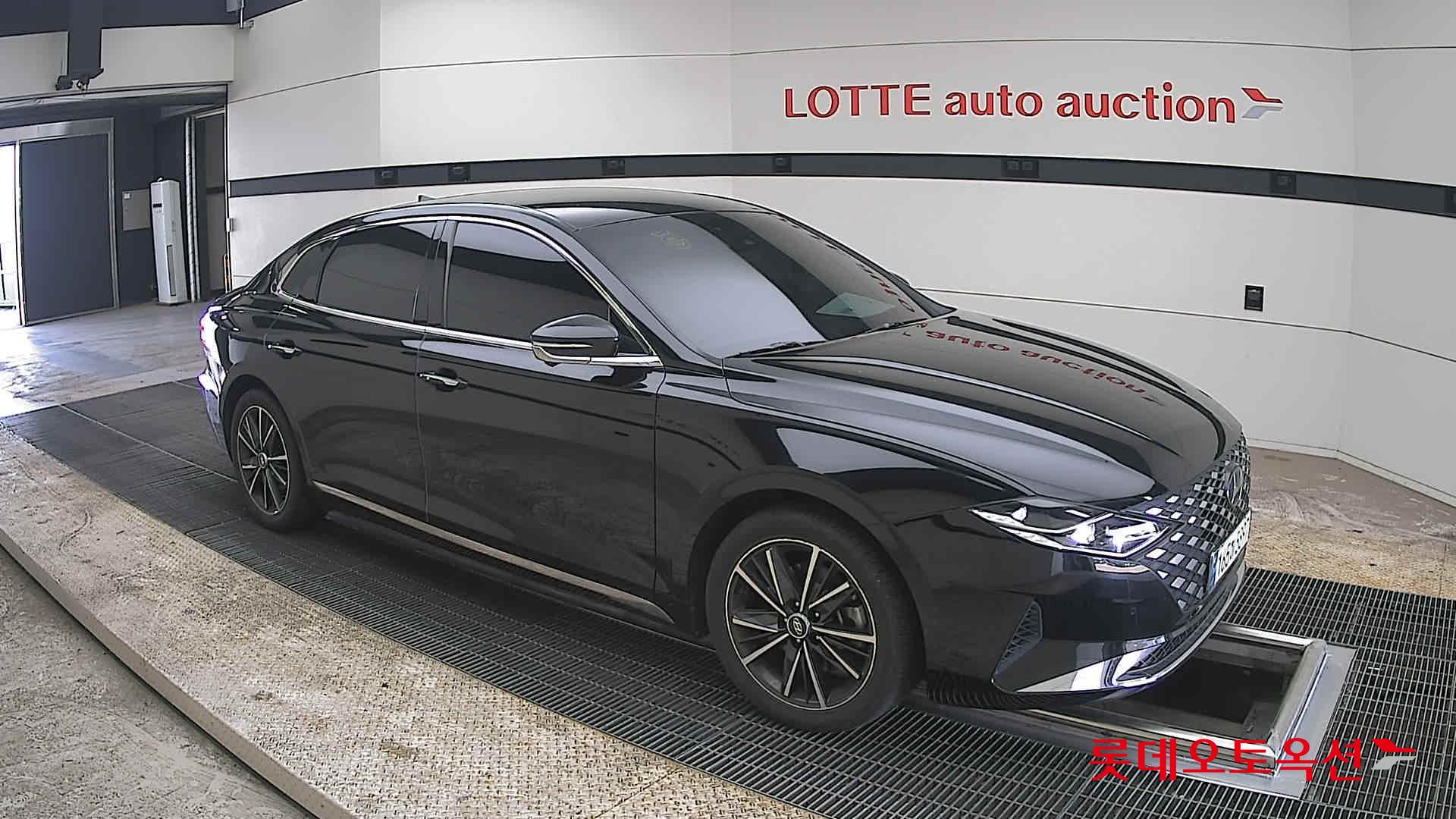 هيونداي أزيرا