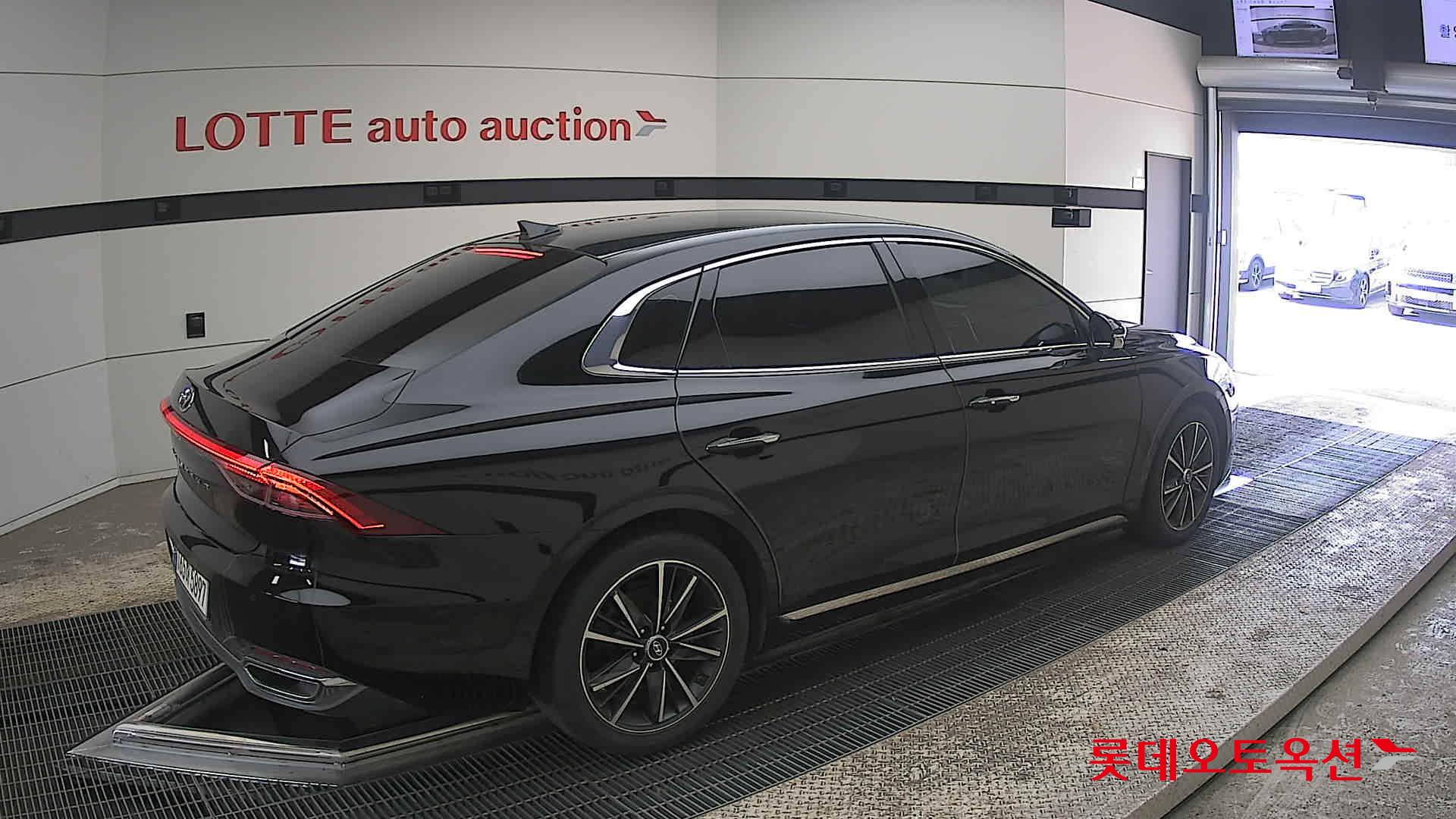 هيونداي أزيرا