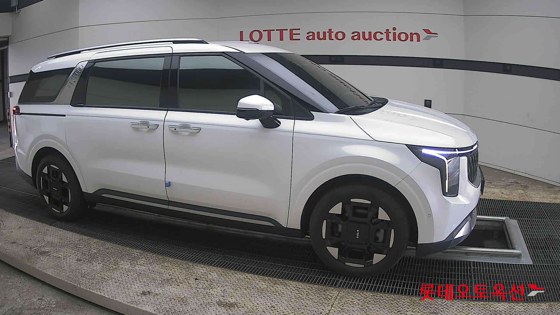 كيا كارنفال