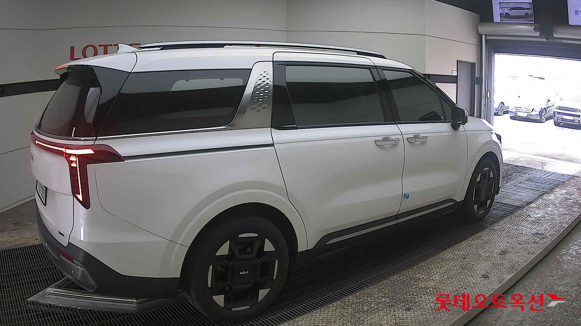 كيا كارنفال