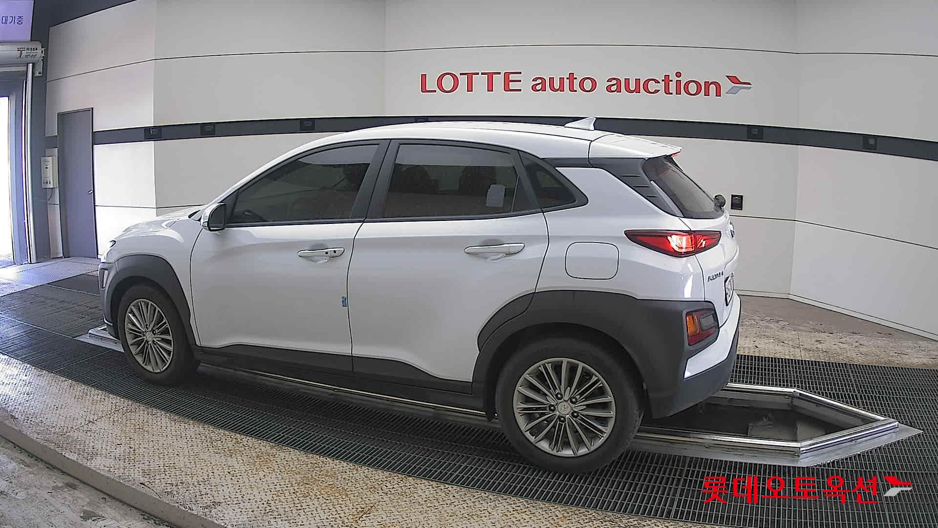 2020 - hyundai kona