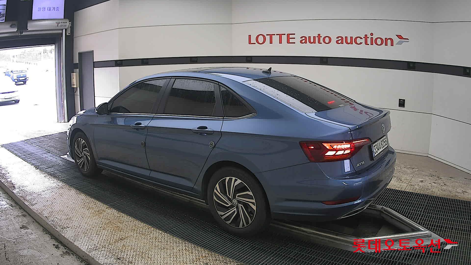 Volkswagen Jetta - 15