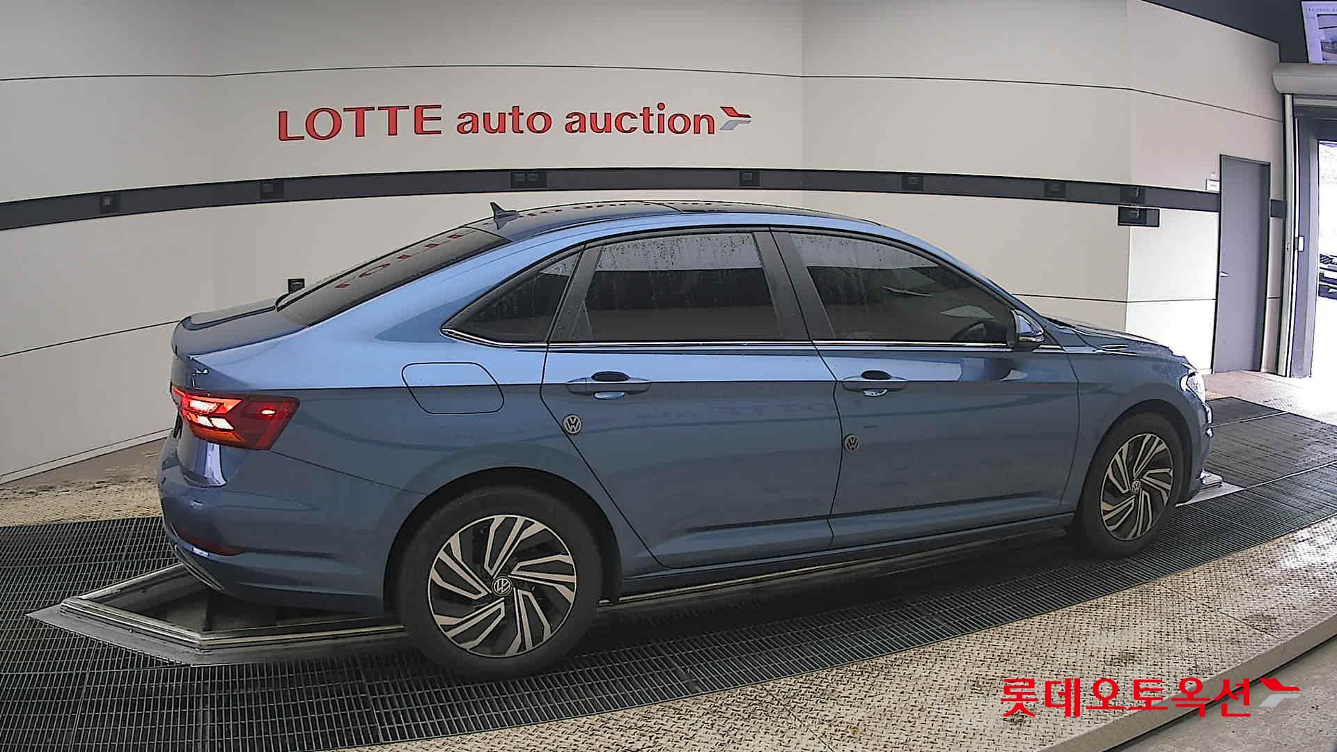 Volkswagen Jetta - 20
