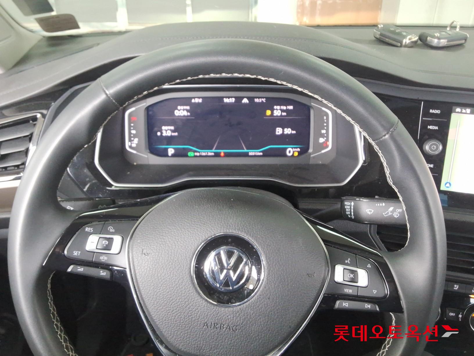Volkswagen Jetta - 30