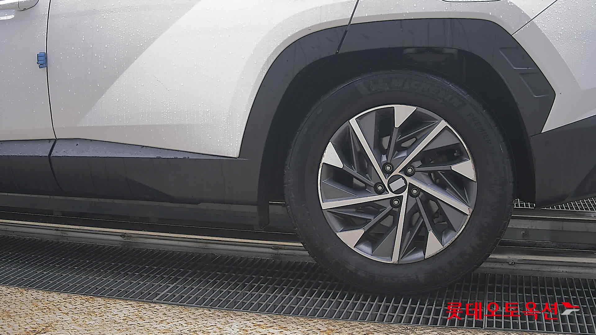 Hyundai Tucson - 26