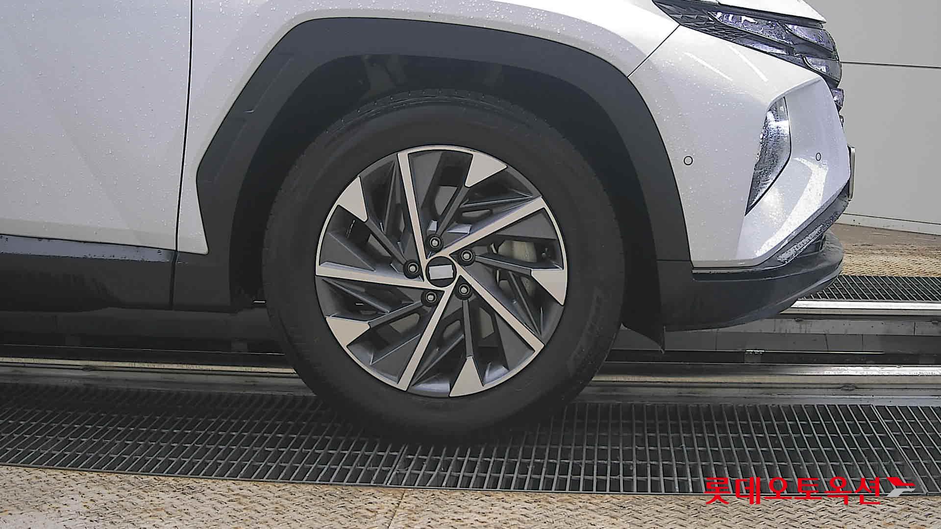 Hyundai Tucson - 27