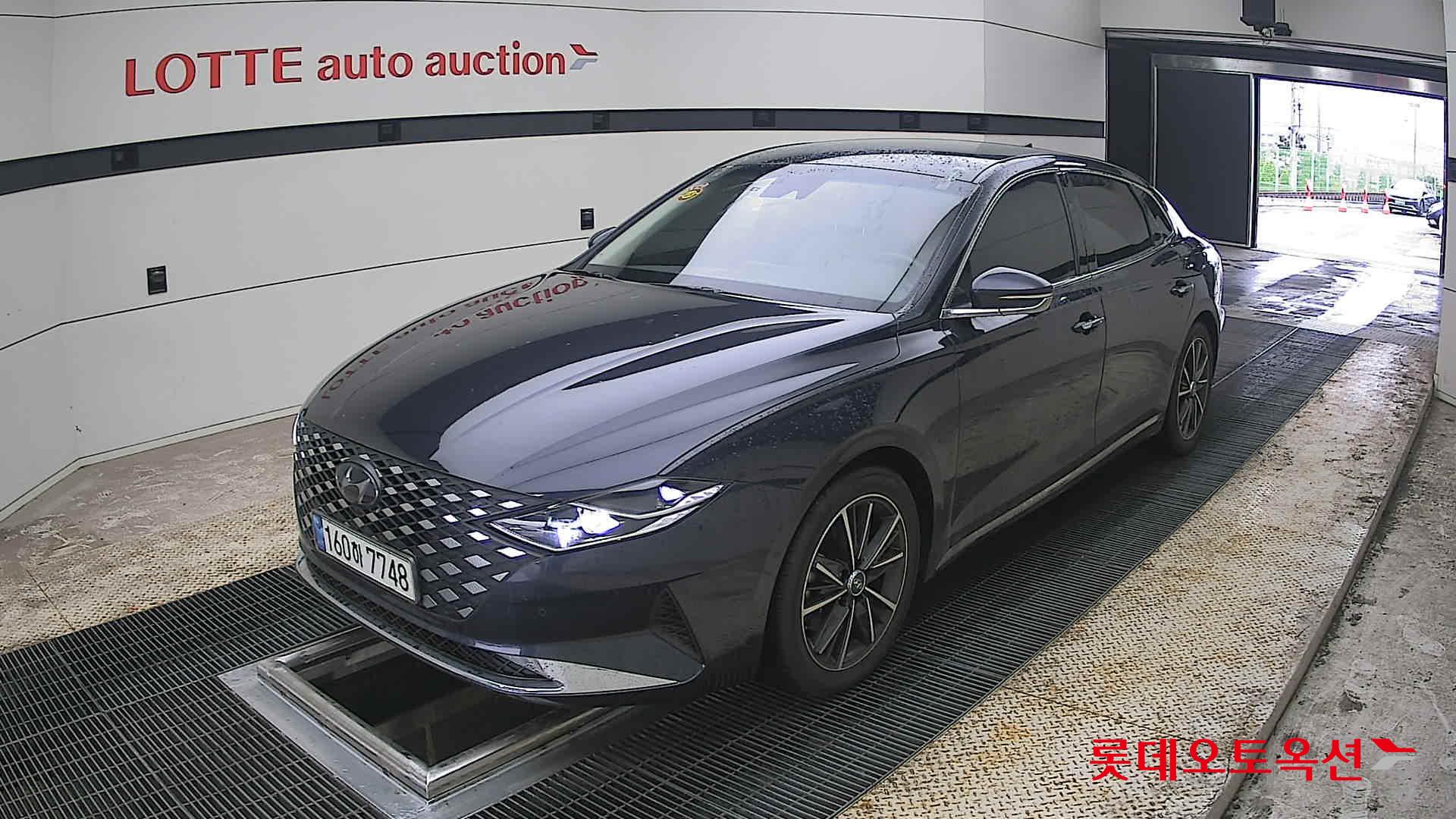 Hyundai Grandeur - 3