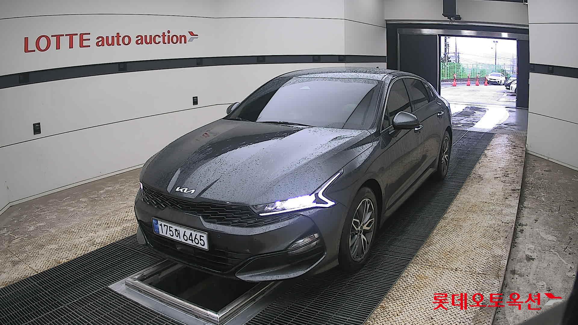 Kia K5 - 10