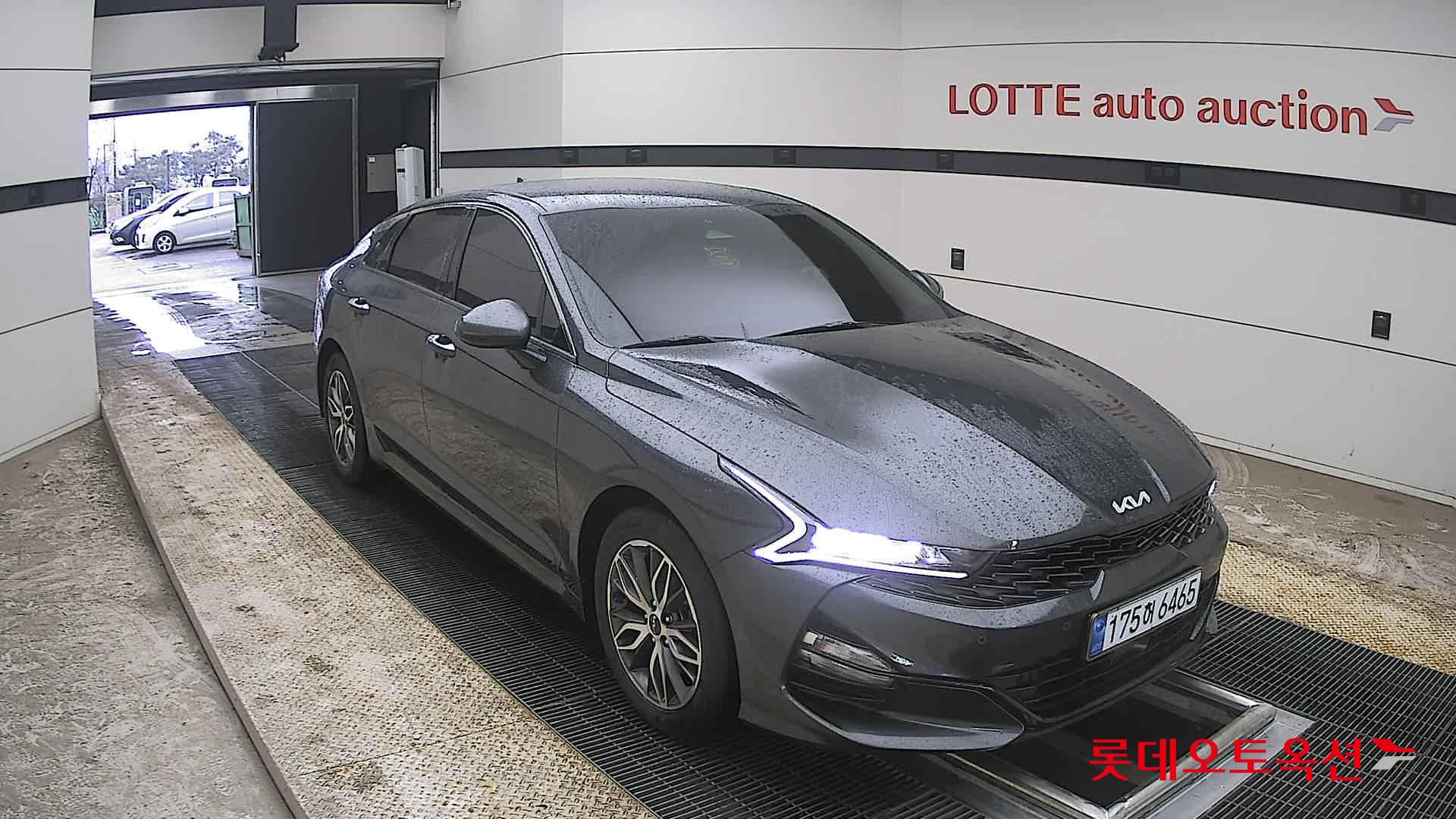 Kia K5 - 6